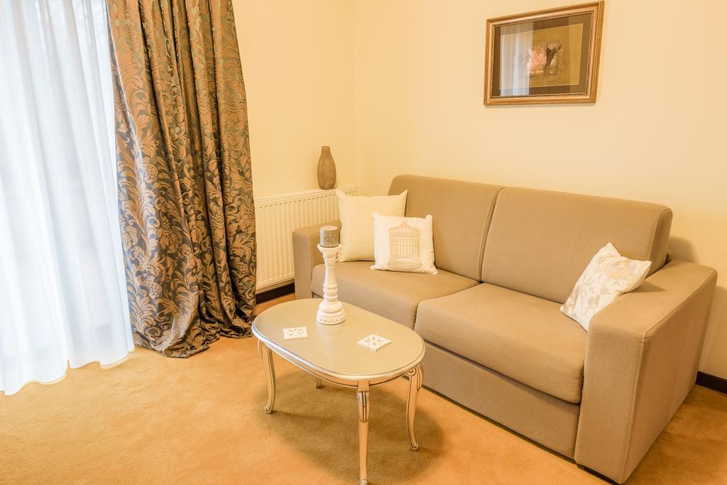 Hotel Boutique Belvedere Sinaia Esterno foto