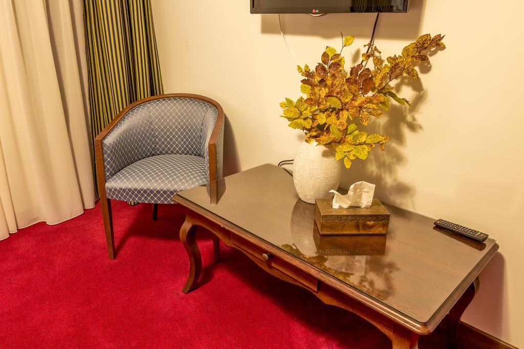 Hotel Boutique Belvedere Sinaia Esterno foto