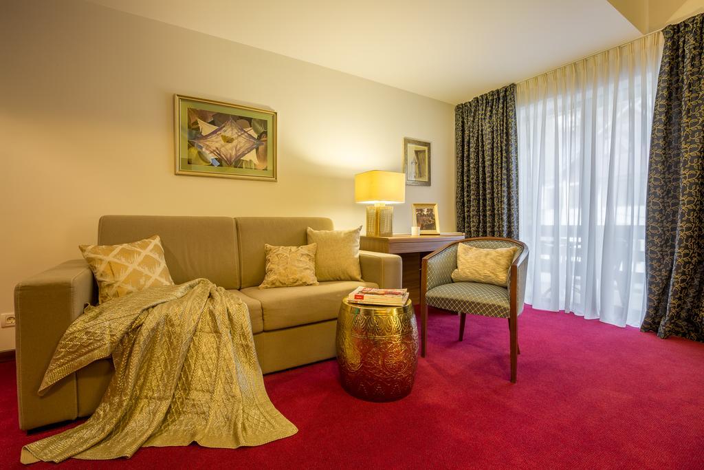 Hotel Boutique Belvedere Sinaia Esterno foto