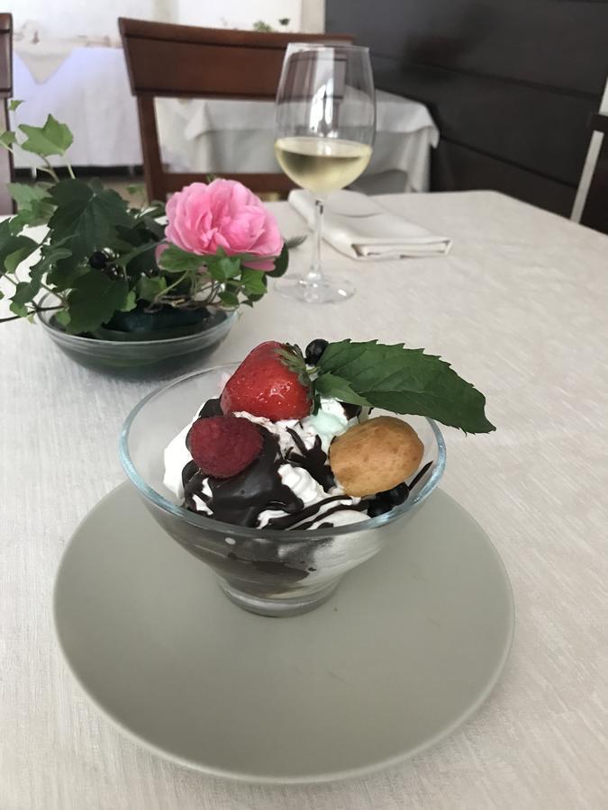 Hotel Boutique Belvedere Sinaia Esterno foto