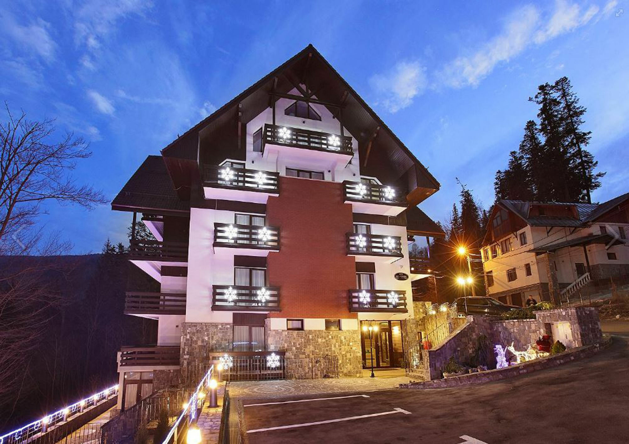 Hotel Boutique Belvedere Sinaia Esterno foto